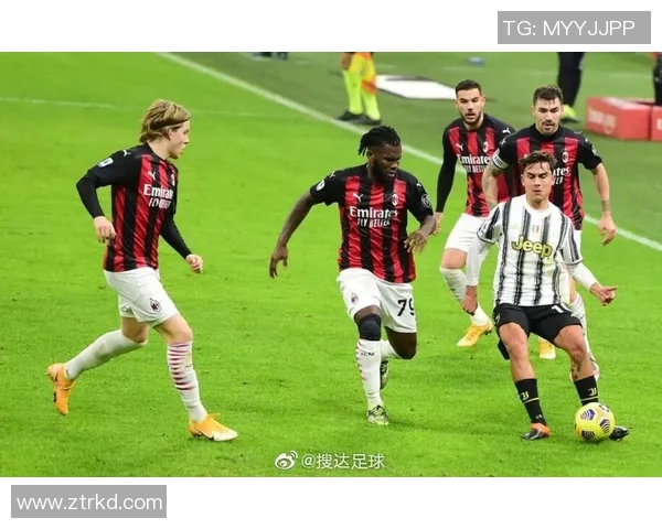 尤文图斯再度逼近AC米兰,激烈争夺最前几名