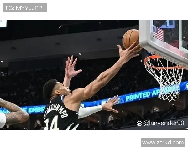 雄鹿队擒湖人队，字母哥砍下35分！新赛季冠军之路再添砝码